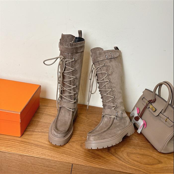 2025112817327678 550